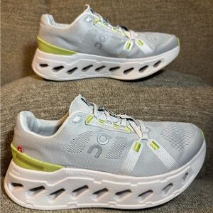On Cloudeclipse Women’s Running Sneakers in Gray with Neon Green Accents Size 7